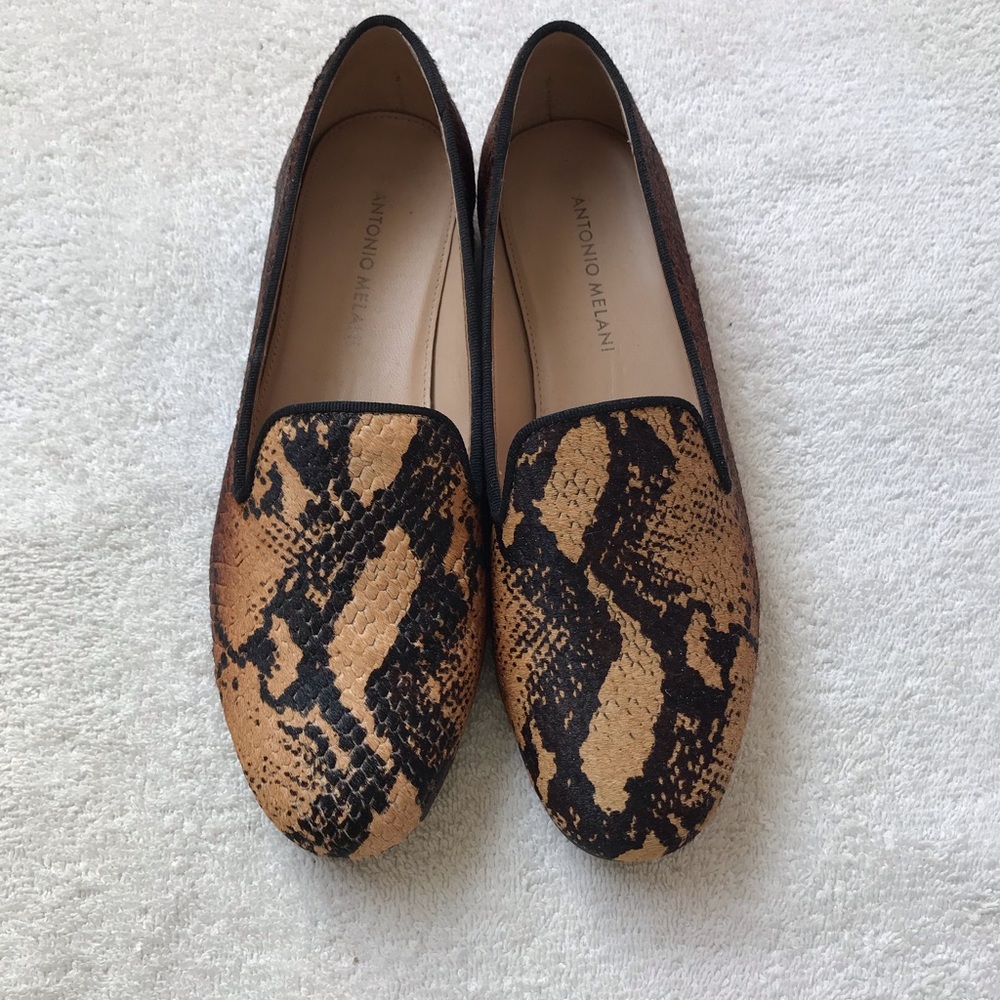 SOLDBlack and brown woman’s moccasins Size 8 1/2 M - Picture 1 of 6